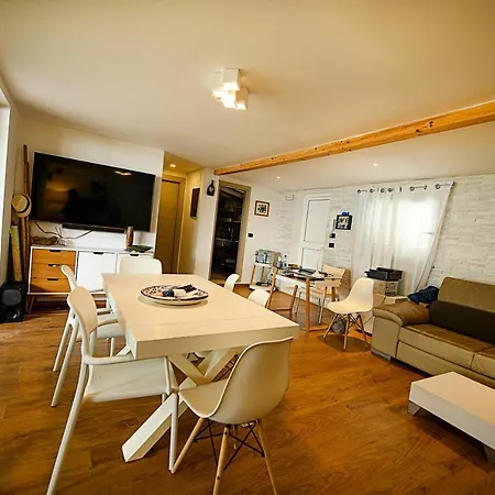 Maddalusa Mare Foresteria 빌라지오 페루쪼